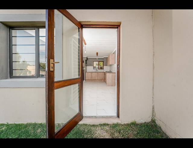 1 BEDROOM APARTMENT RENTED IN WELTEVREDEN PARK